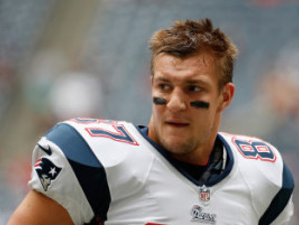 Amateur Competitors Try to Beat World-Class Athletes on Special 'Beat The Champions'